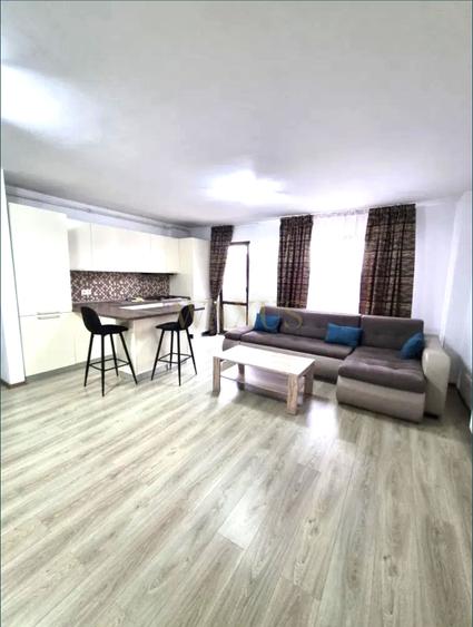 Apartament cu 2 camere decomandat, mobilat în Sud