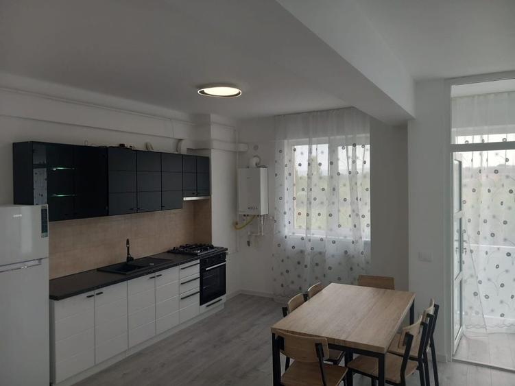 Apartament cu 3 camere în Lunca Cetățuii