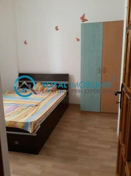 Casă individuală cu 11 camere cu Teren 558 Mp în Rudului