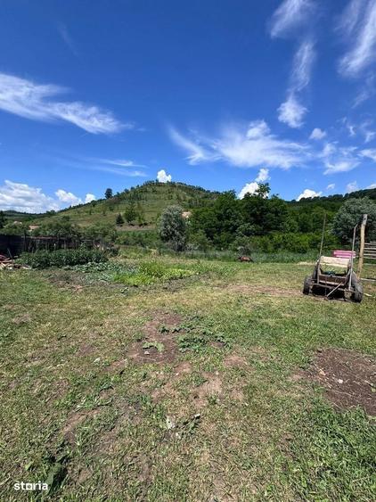 Casă cu 4 camere în Buzd