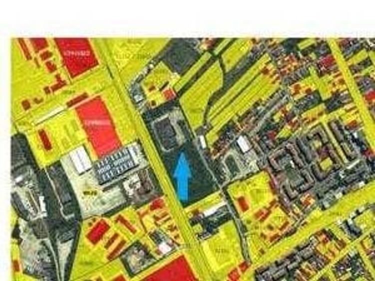 Spațiu comercial, în Central