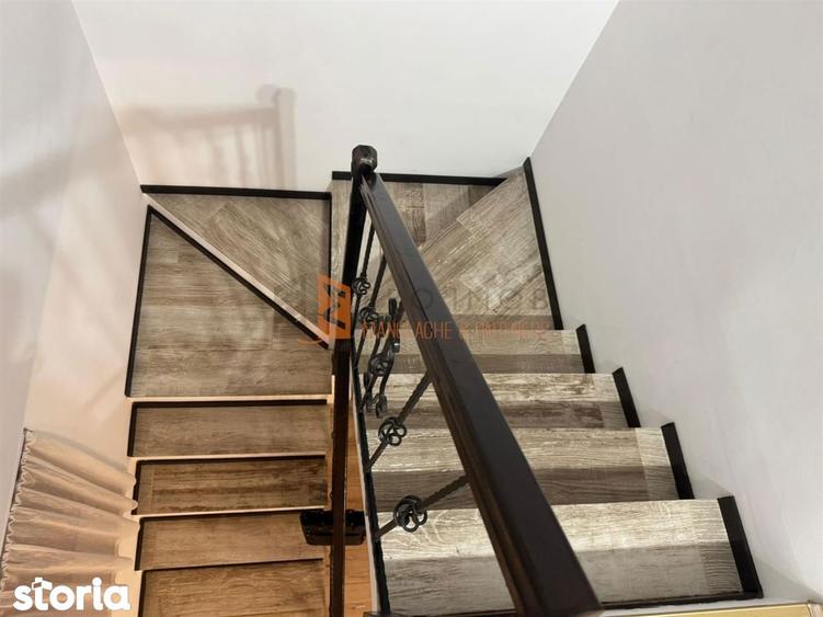 Casă cu 5 camere decomandat cu Teren 299 Mp în Central