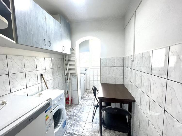 Ap. 1 camere , decomandat etaj 2 din 4 - Complex Studentesc - 2