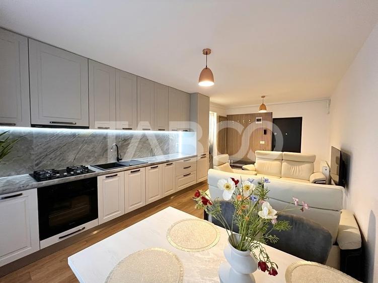 Apartament cu 2 camere semidecomandat, mobilat în Dâmbul Rotund