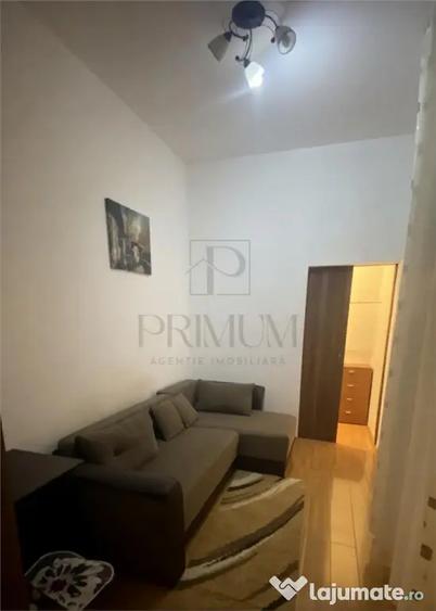 Apartament cu 3 camere decomandat, mobilat în Traian