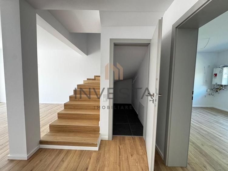 Duplex cu 4 camere cu Canalizare în Florești
