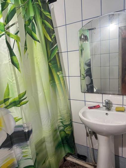 Garsonieră decomandată în Brâncoveanu