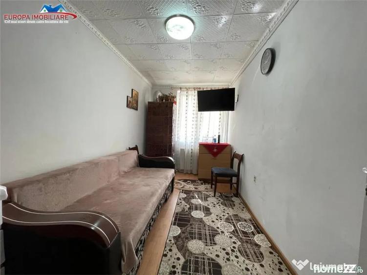 Apartament cu 2 camere decomandat în Neptun