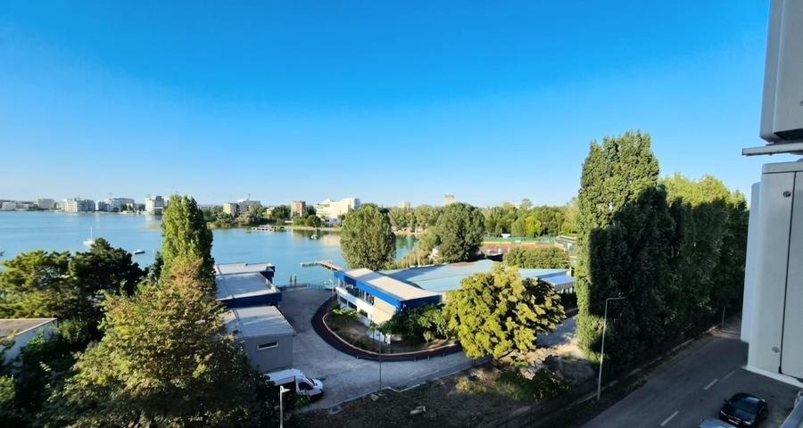 Apartament cu 2 camere decomandat, mobilat în Universitate
