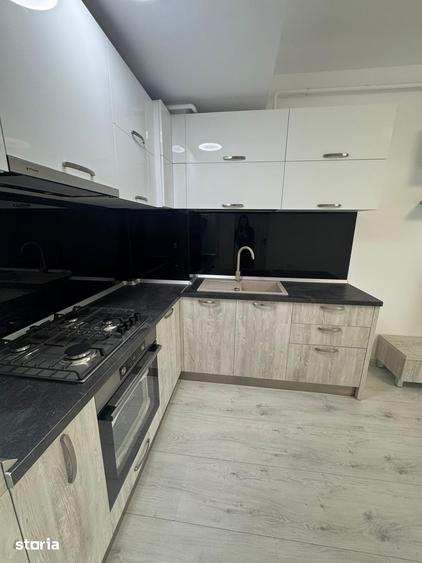Apartament de vanzare et 3, bloc Liberta?ii, langa Parcul Liberta?ii - 13