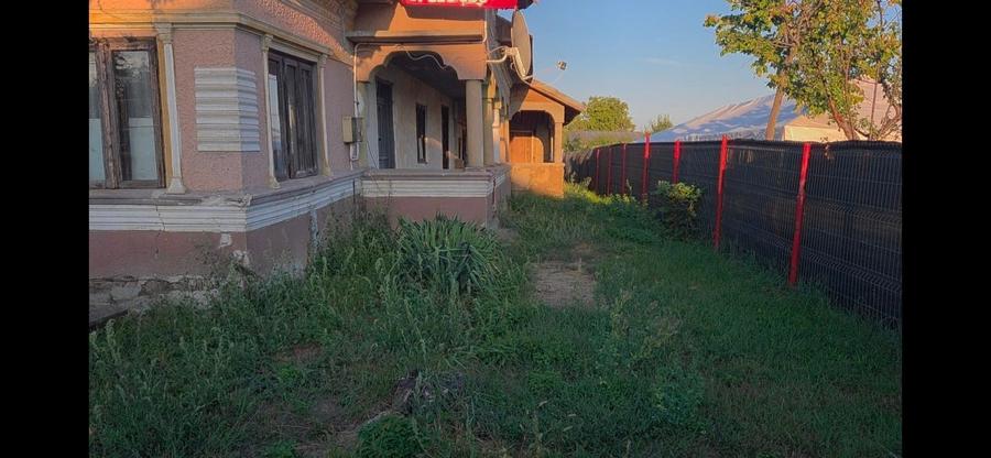 Casă individuală cu 4 camere cu Teren 900 Mp în Budeni