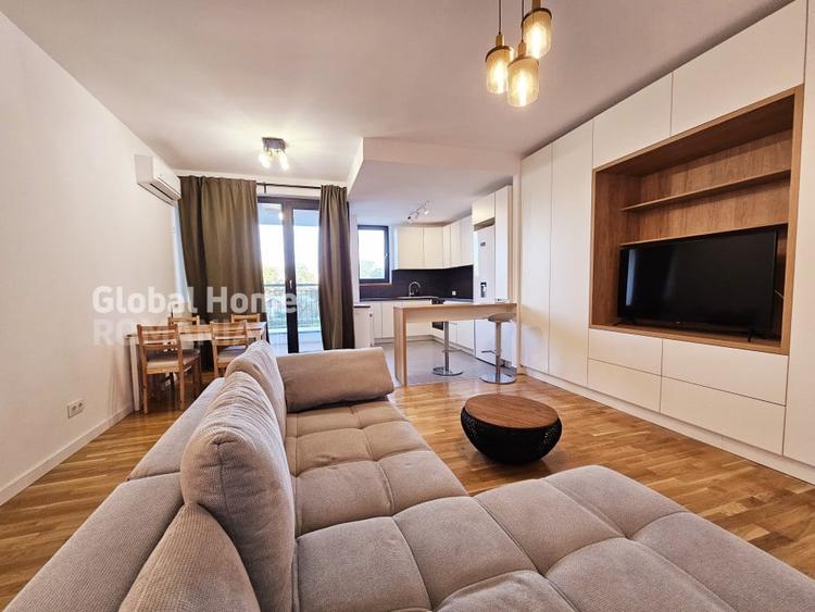 Apartament cu 3 camere decomandat, mobilat în Băneasa