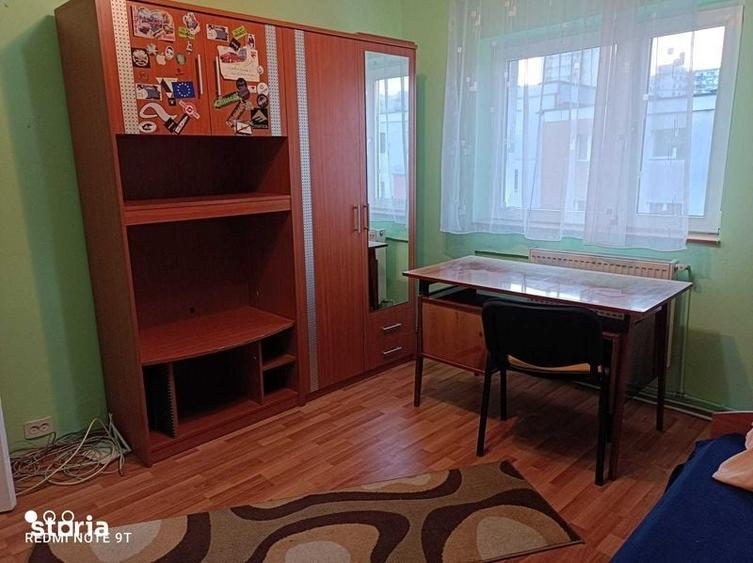 Apartament cu 3 camere decomandat în Mărăști