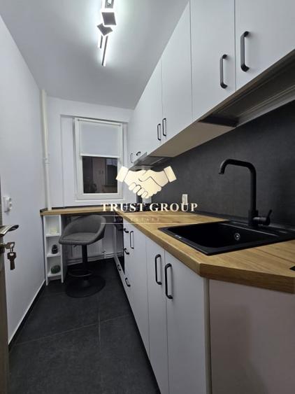 Apartament cu 2 camere decomandat în Politehnica