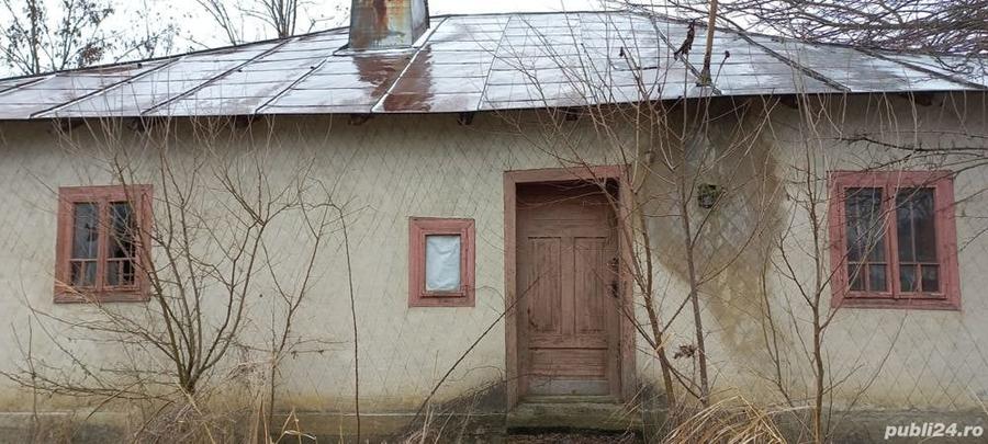 Teren de 2300 mp, în Râmniceni