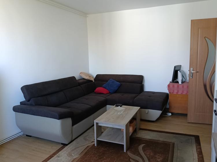 Apartament cu 3 camere decomandat în 1 Decembrie 1918