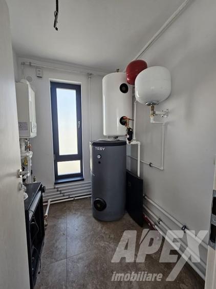 Casă individuală cu 5 camere cu Canalizare în Central