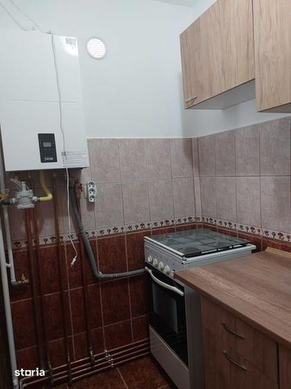 Proprietar, inchiriez apt. 1 camera, Medicina, 350 euro - 4