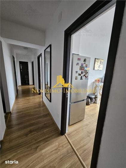Apartament cu 3 camere decomandat în Ultracentral