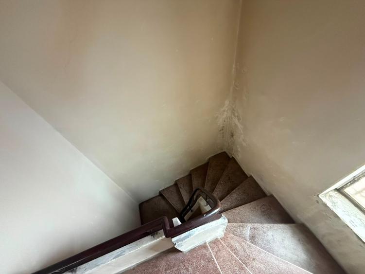 Apartament cu 3 camere semidecomandat în Domenii