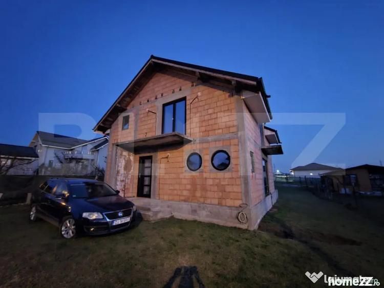 Casă cu 4 camere cu Teren 800 Mp în Central