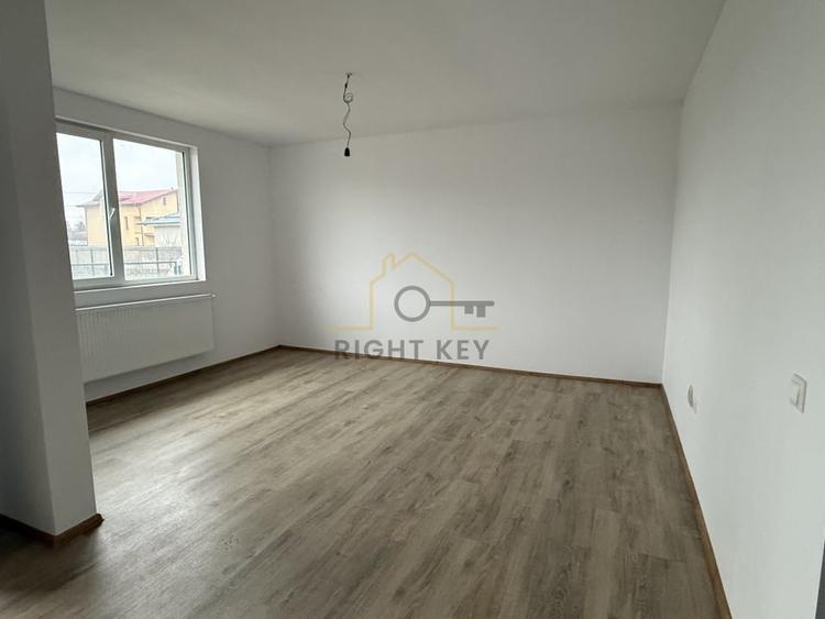 Casă individuală cu 4 camere cu Canalizare în Ciorogârla
