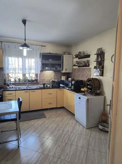 Casă individuală cu 5 camere cu Canalizare în Ampoi 3