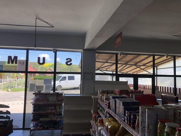 Spațiu comercial, de 120 mp, în Popoveni