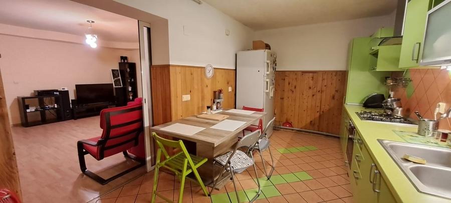 Casă cu Teren 200 Mp în Pantelimon