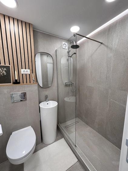 Apartament cu 2 camere decomandat în Drumul Taberei