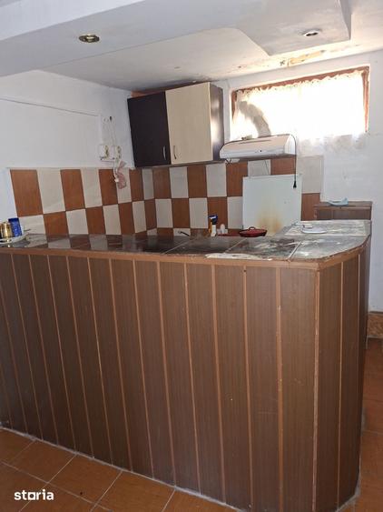 Casă cu 3 camere cu Teren 3000 Mp în Vârvor