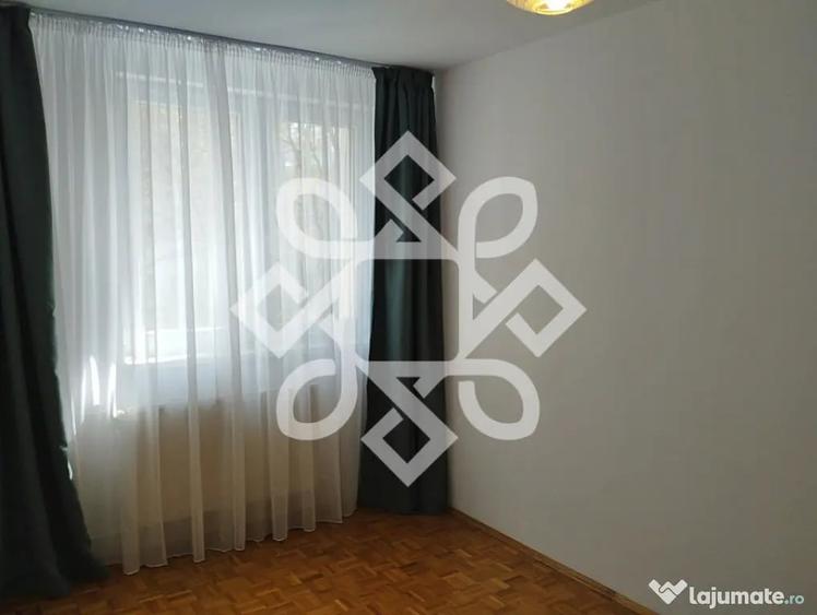 Apartament cu 3 camere semidecomandat în Rogerius