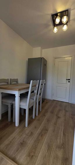 Apartament cu 2 camere decomandat în Timpuri Noi