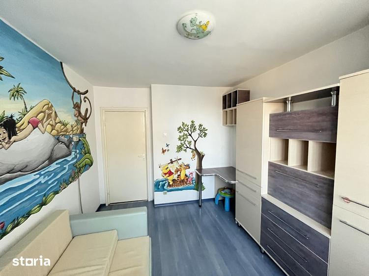 Apartament cu 3 camere, mobilat în Central