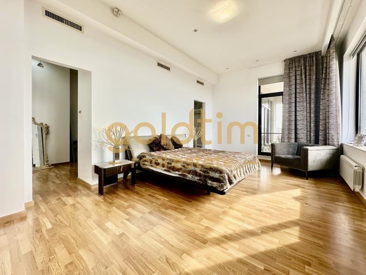 Apartament cu 4 camere decomandat, mobilat în Iancu Nicolae