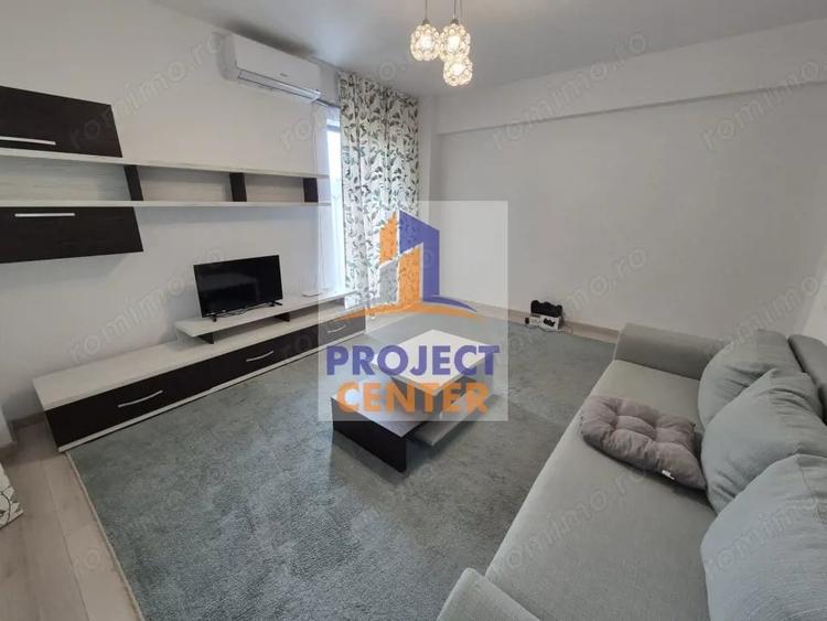 Apartament cu 3 camere decomandat, mobilat în Craiovei