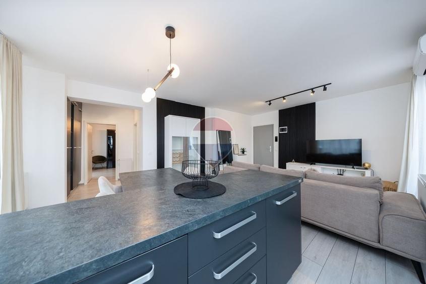 Apartament cu 2 camere semidecomandat, mobilat în Bartolomeu