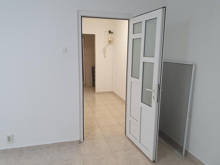 Apartament cu 2 camere decomandat în Timișoara