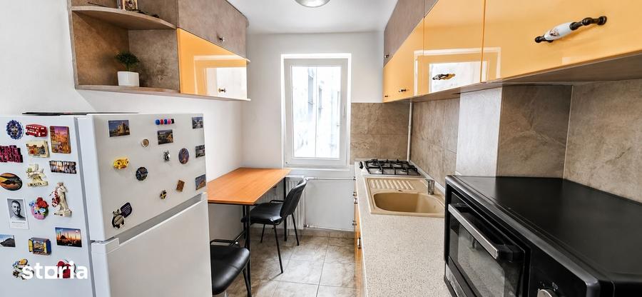 Apartament 2 camere de vanzare Pia?a Victoriei, Intrarea Doctor Felix - 2