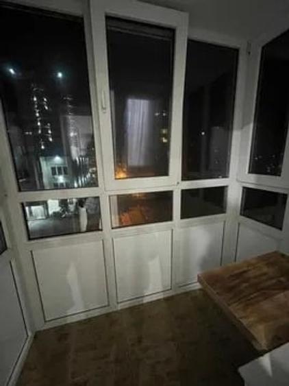 Apartament cu 2 camere decomandat, mobilat în Hala Centrală