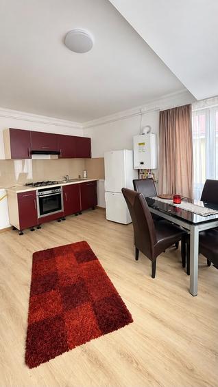Apartament cu 2 camere decomandat în Aradului