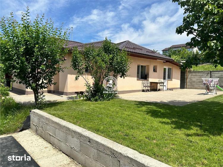 Casă cu 3 camere cu Teren 1318 Mp în Holboca