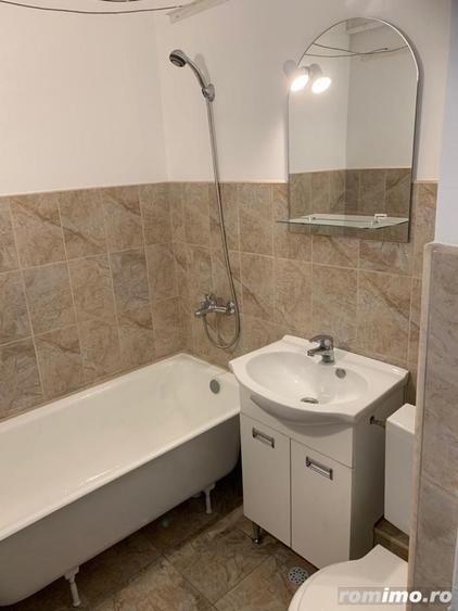 Garsonieră decomandată în Soarelui