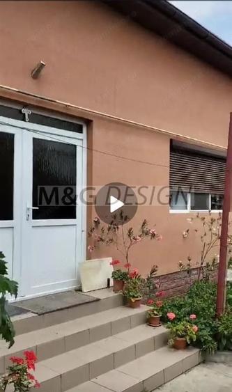 Casă cu 7 camere cu Teren 1470 Mp în Biled