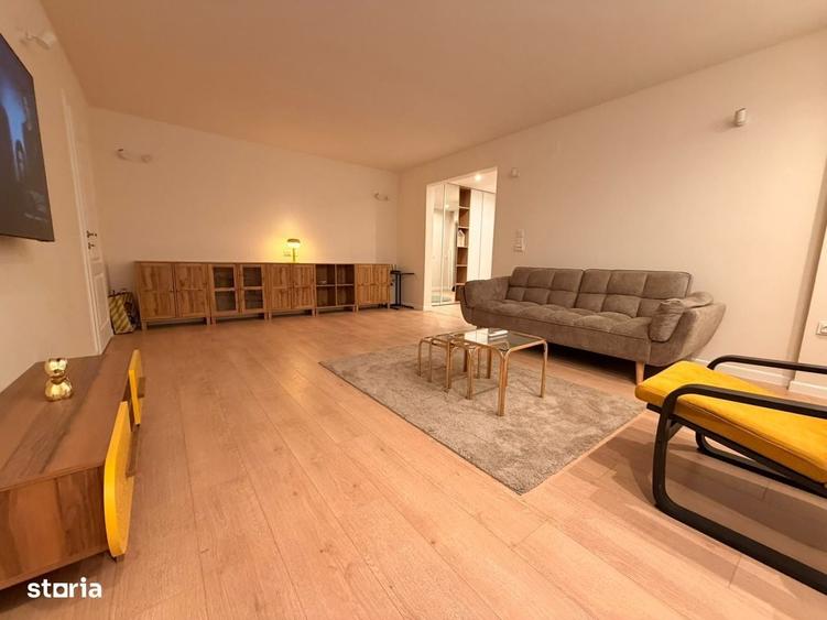Apartament cu 4 camere în Aviatorilor