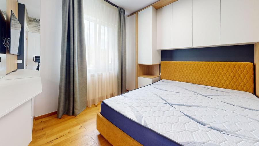 Apartament cu 3 camere semidecomandat, mobilat în Astra