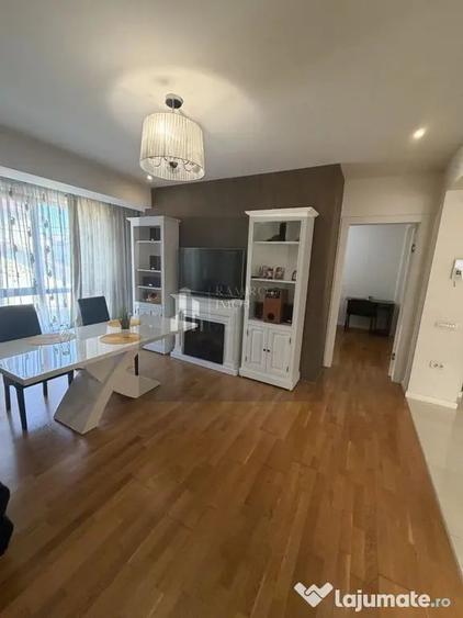 Apartament cu 3 camere semidecomandat în Măgurele