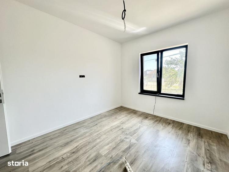 Casă cu 3 camere în Albina