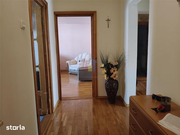 Apartament cu 3 camere în Buzaului