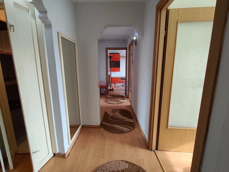 Apartament cu 4 camere în Abator
